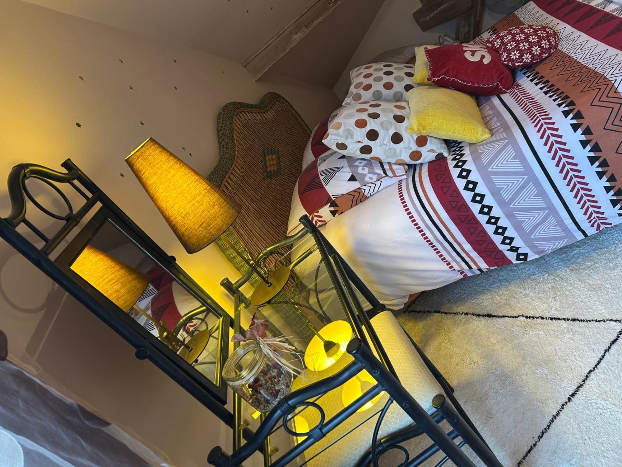A La Marc'Quize Chambres D'Hotes, Petit Dejeuner Compris, Avec Piscine A Debordement En Exterieur, Bain Nordique A 38 Degres En Prestation Supplement Sur Reservation Horaire Anticipee 1 Place De Parking Gratuite Sur Place Mouxy Luaran gambar