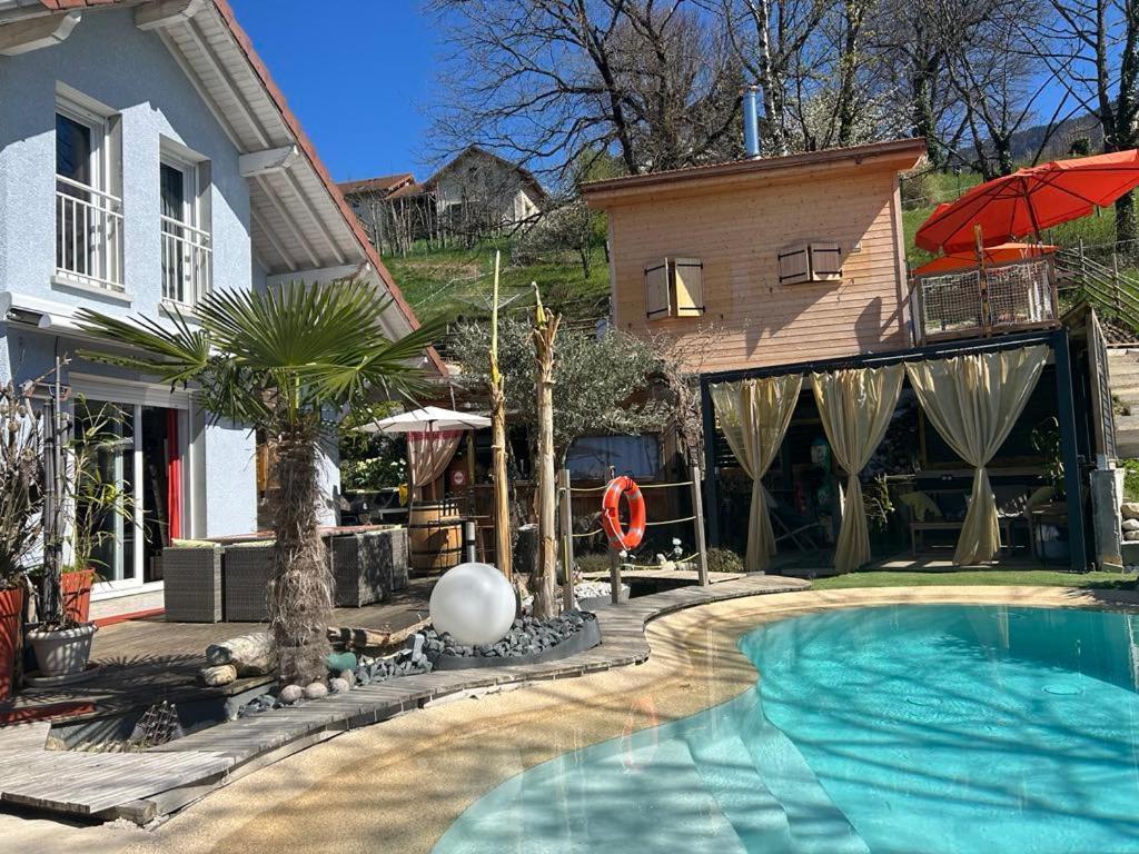 A La Marc'Quize Chambres D'Hotes, Petit Dejeuner Compris, Avec Piscine A Debordement En Exterieur, Bain Nordique A 38 Degres En Prestation Supplement Sur Reservation Horaire Anticipee 1 Place De Parking Gratuite Sur Place Mouxy Luaran gambar